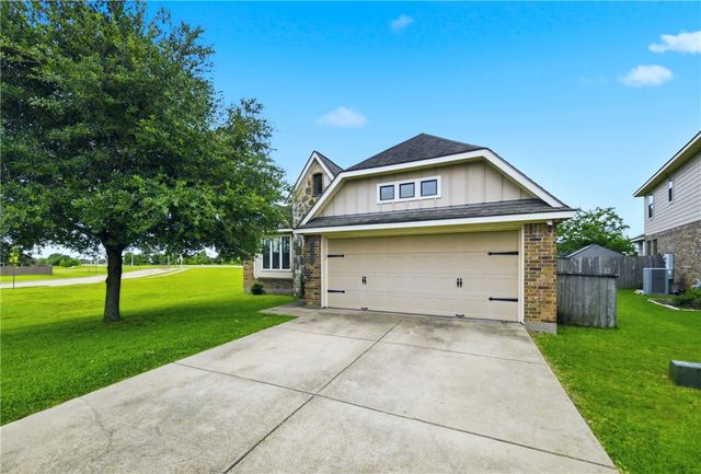 15526 Creek Meadow Boulevard N, College Station, TX 77845