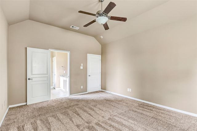 110 S Diamondhead Boulevard, Crosby, TX 77532