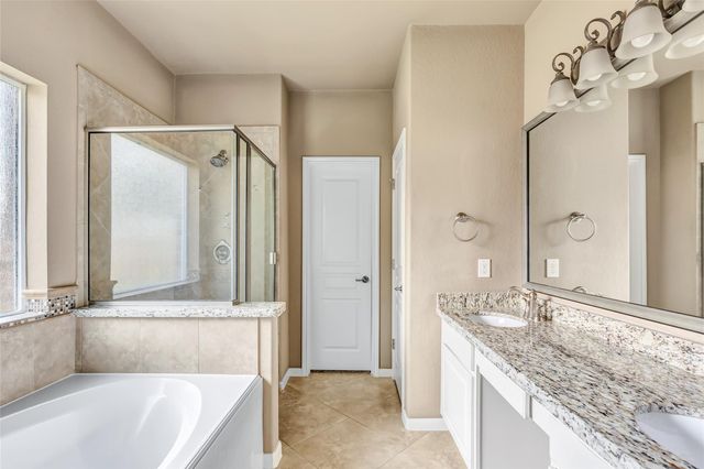 110 S Diamondhead Boulevard, Crosby, TX 77532
