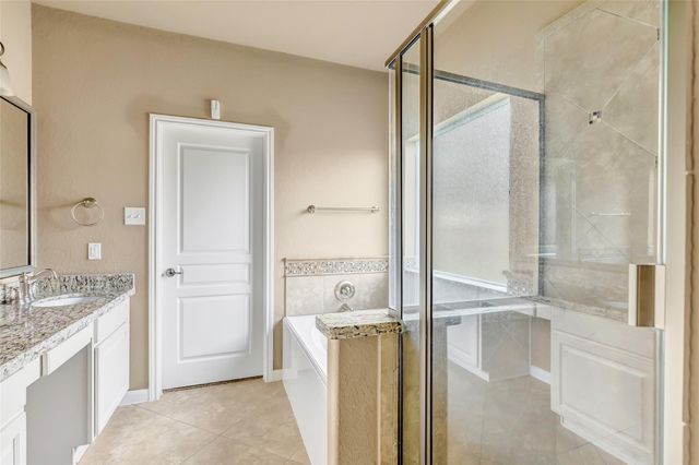 110 S Diamondhead Boulevard, Crosby, TX 77532