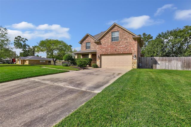 110 S Diamondhead Boulevard, Crosby, TX 77532