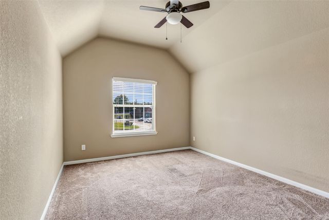 110 S Diamondhead Boulevard, Crosby, TX 77532