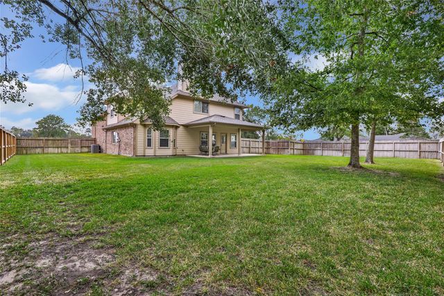 110 S Diamondhead Boulevard, Crosby, TX 77532