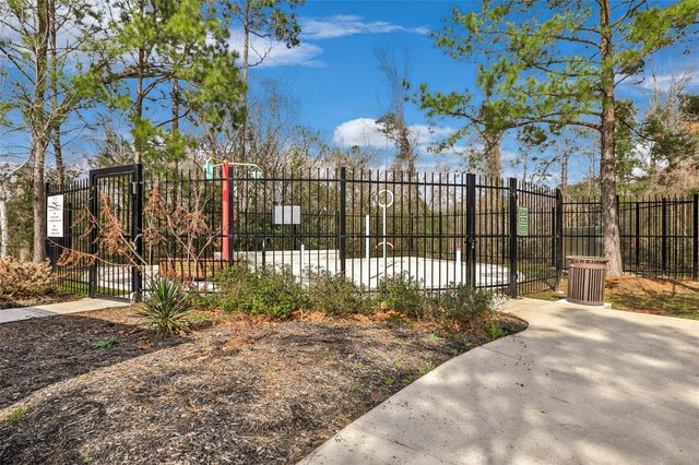 110 S Diamondhead Boulevard, Crosby, TX 77532