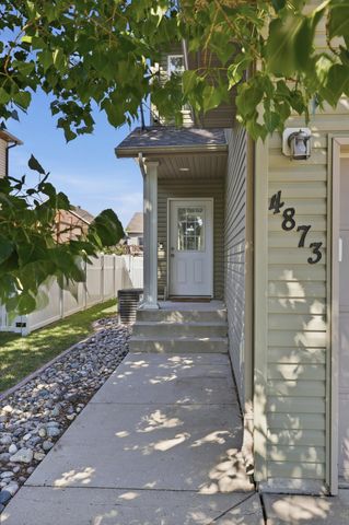 4873 53rd Street S, Fargo, ND 58104