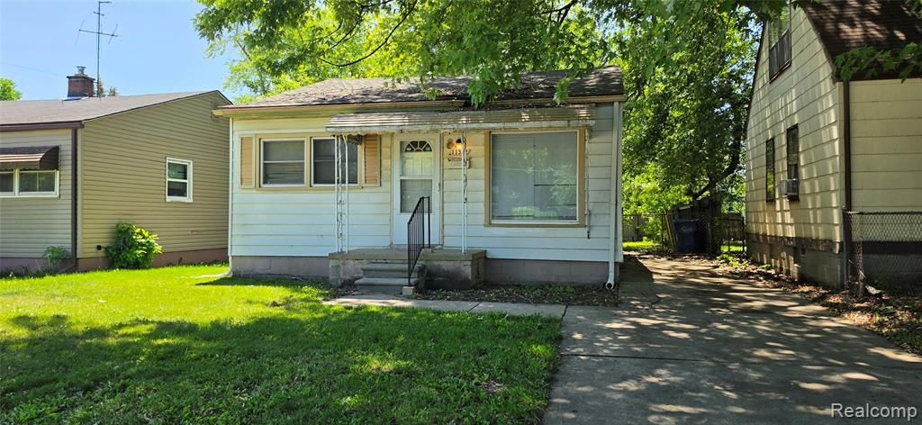 11332 Republic Avenue, Warren, MI 48089