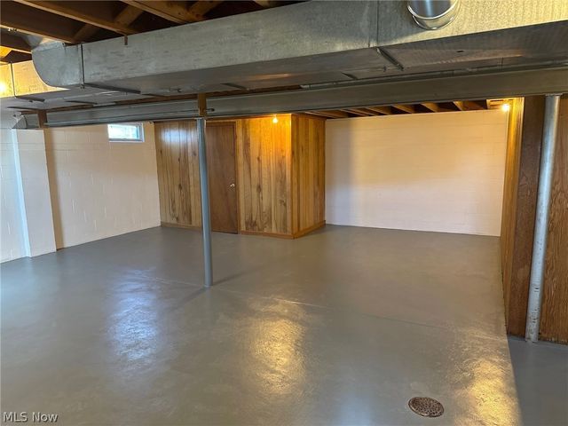 2903 Poplar Street NW, Massillon, OH 44646