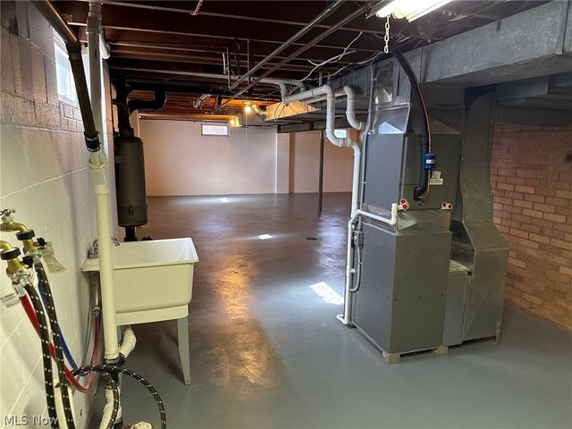 2903 Poplar Street NW, Massillon, OH 44646