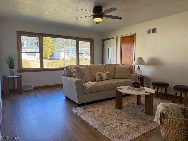 2903 Poplar Street NW, Massillon, OH 44646