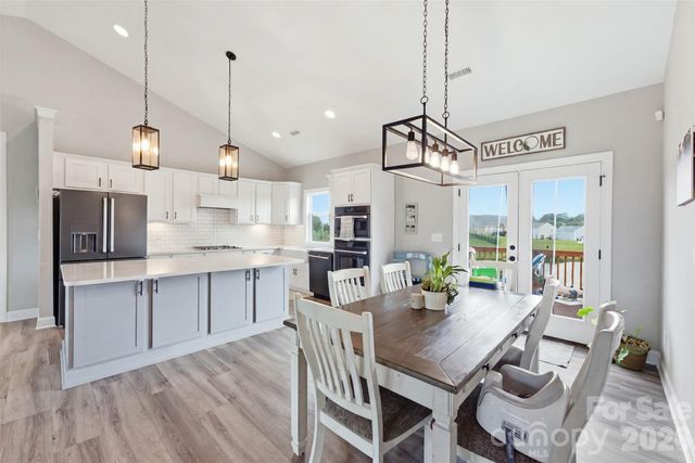 233 Pinnacle Crossing, Shelby, NC 28152