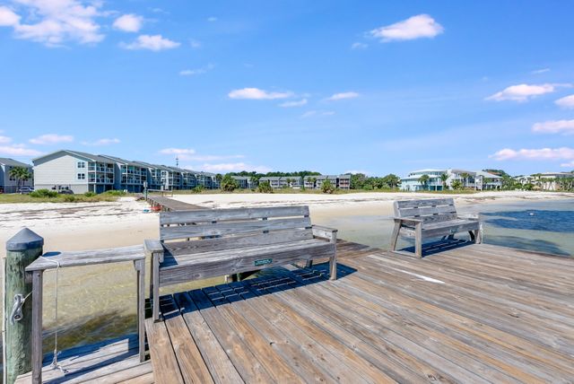 200 Pensacola Beach Road D2, Gulf Breeze, FL 32561