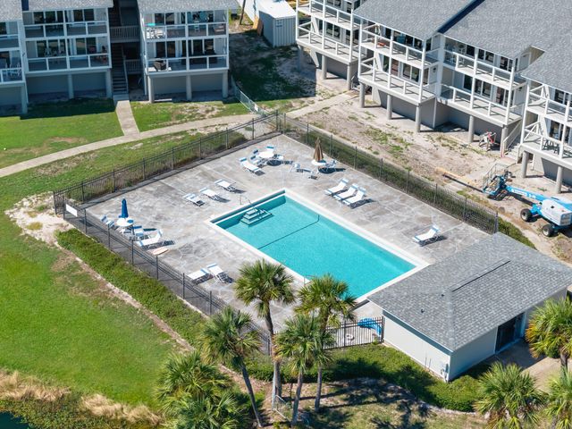 200 Pensacola Beach Road D2, Gulf Breeze, FL 32561
