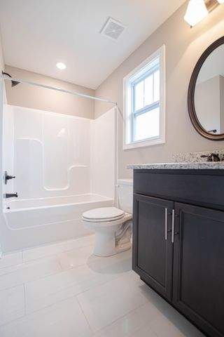 1208 Stillwood Drive, Clarksville, TN 37042