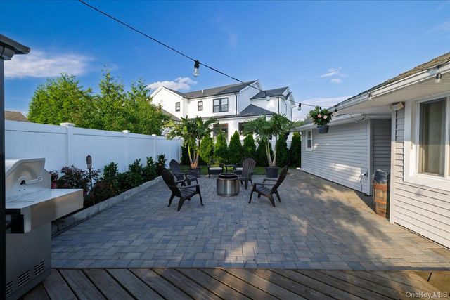 587 Derby Drive S, Oceanside, NY 11572