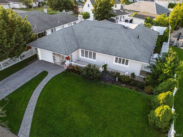 587 Derby Drive S, Oceanside, NY 11572