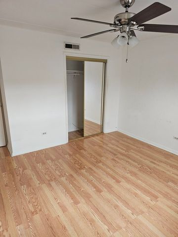 3101 BERNICE Road 4, Lansing, IL 60438