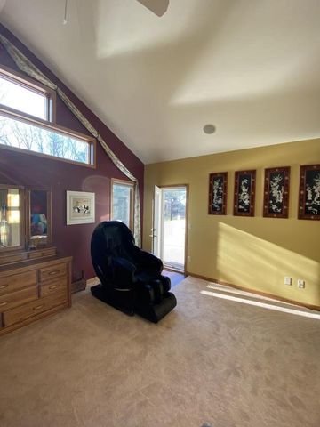 4928 N MEADE STREET, Appleton, WI 54913