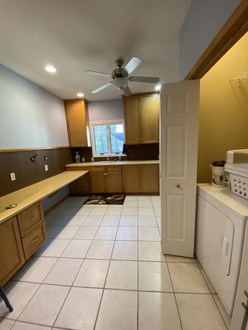 4928 N MEADE STREET, Appleton, WI 54913