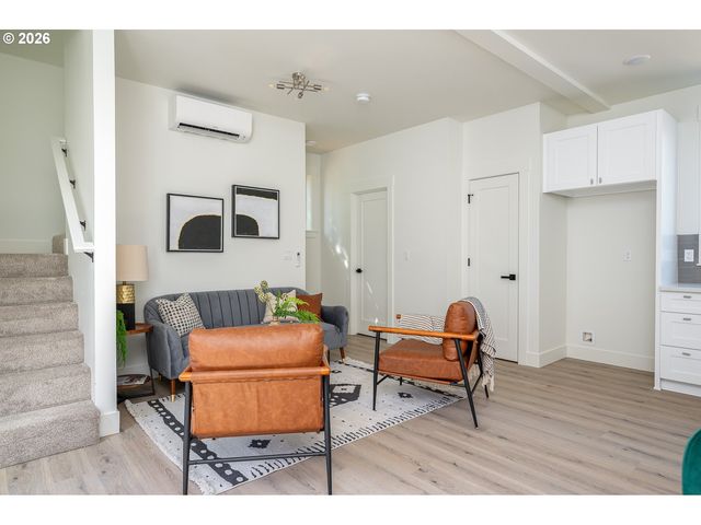 95 Ne 78th Ave, Portland, OR 97213