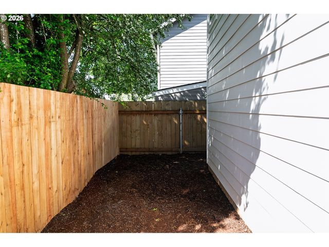 95 Ne 78th Ave, Portland, OR 97213