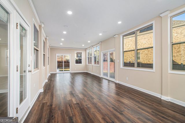 915 Elmsbrook Lane, Alpharetta, GA 30004