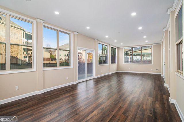 915 Elmsbrook Lane, Alpharetta, GA 30004