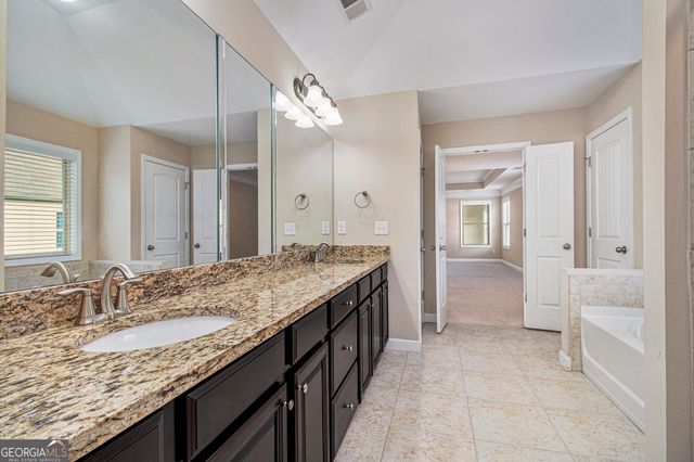 915 Elmsbrook Lane, Alpharetta, GA 30004