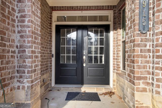 915 Elmsbrook Lane, Alpharetta, GA 30004