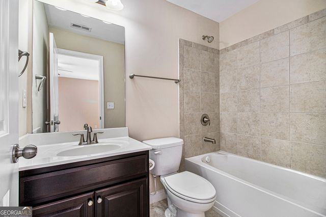 915 Elmsbrook Lane, Alpharetta, GA 30004