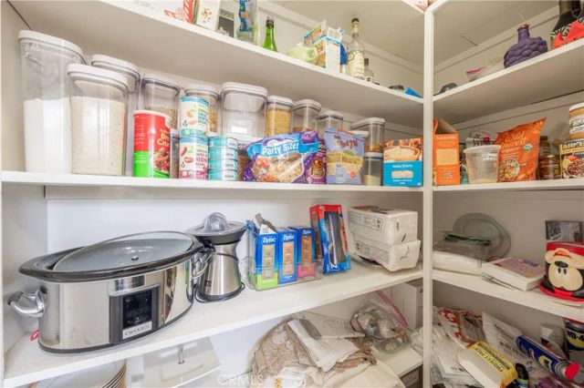 9434 Mclennan Avenue, Northridge, CA 91343