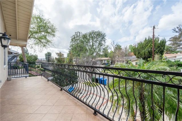 9434 Mclennan Avenue, Northridge, CA 91343