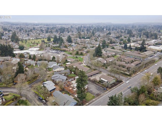 2125 COBURG Rd, Eugene, OR 97401