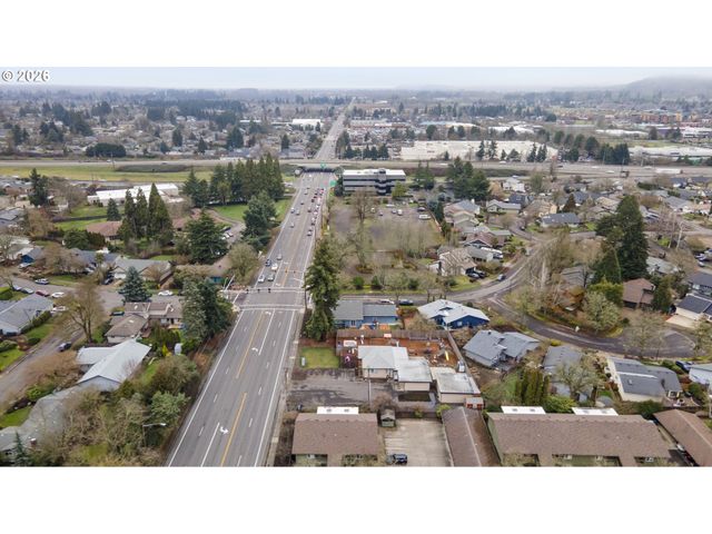 2125 COBURG Rd, Eugene, OR 97401