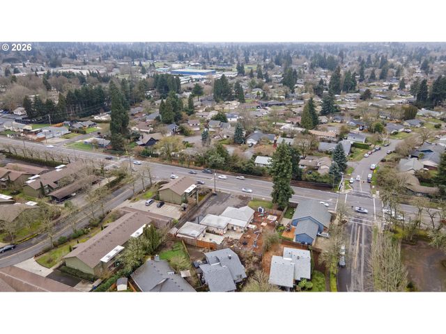 2125 COBURG Rd, Eugene, OR 97401