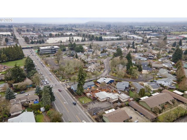 2125 COBURG Rd, Eugene, OR 97401