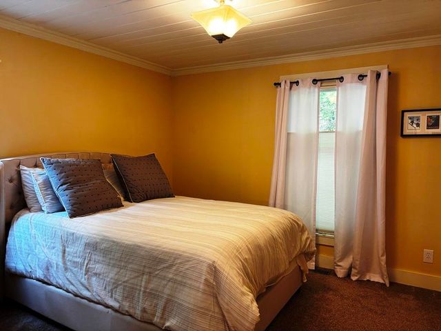 10520 S Dalzell Road, Traverse City, MI 49684