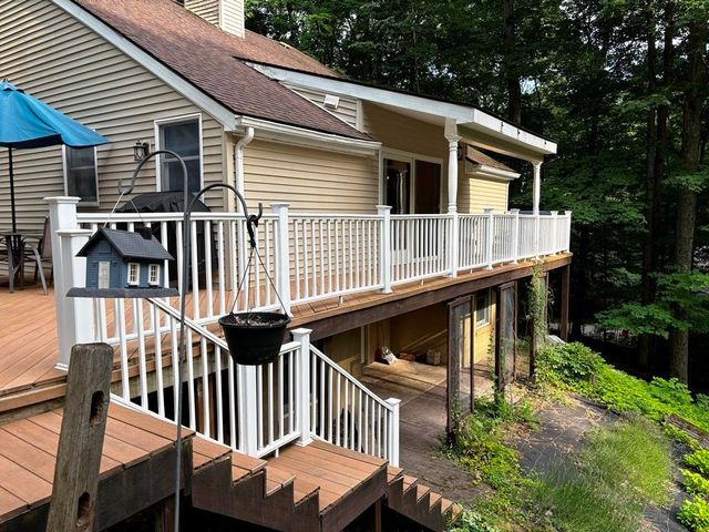 10520 S Dalzell Road, Traverse City, MI 49684