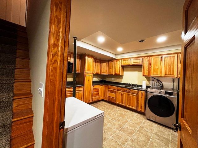 10520 S Dalzell Road, Traverse City, MI 49684