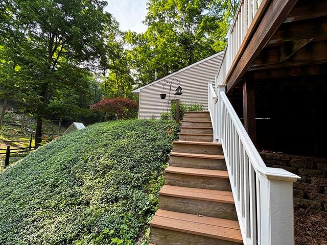 10520 S Dalzell Road, Traverse City, MI 49684