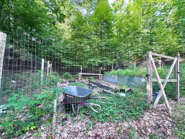 10520 S Dalzell Road, Traverse City, MI 49684