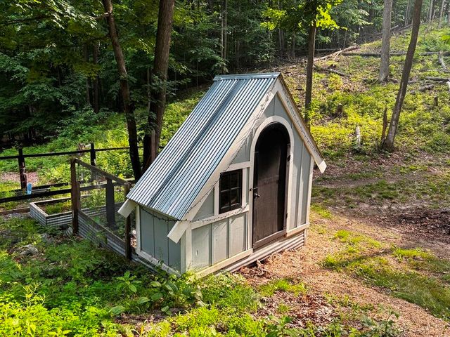 10520 S Dalzell Road, Traverse City, MI 49684