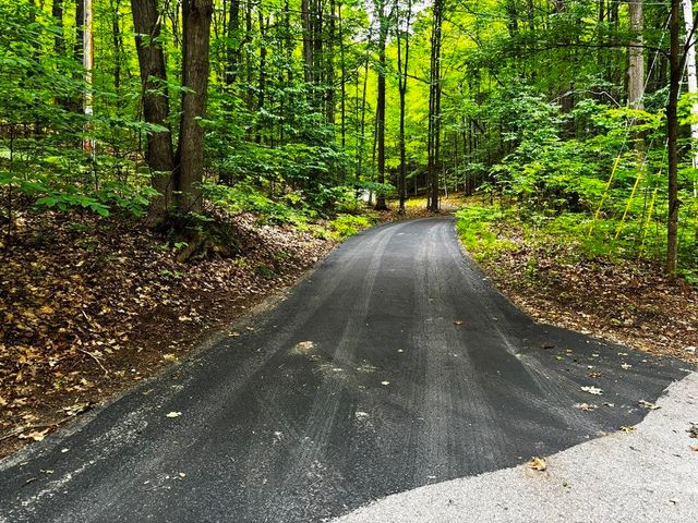 10520 S Dalzell Road, Traverse City, MI 49684