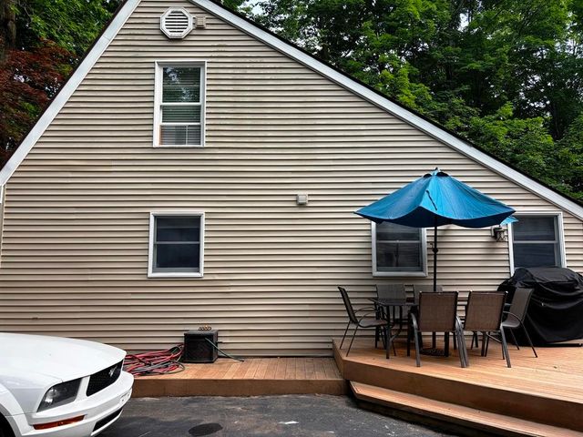 10520 S Dalzell Road, Traverse City, MI 49684