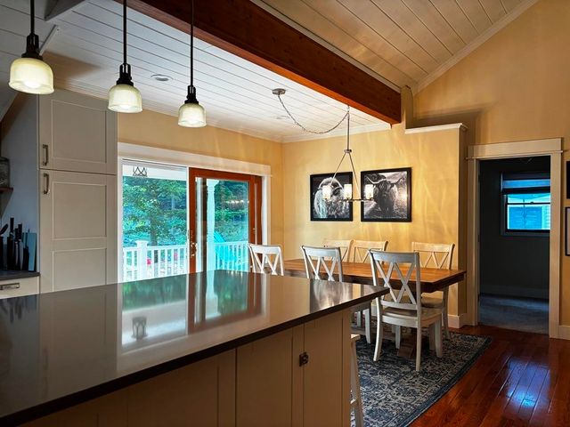 10520 S Dalzell Road, Traverse City, MI 49684