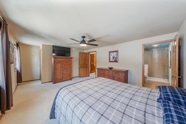 1734 S REBECCA LANE, Appleton, WI 54915