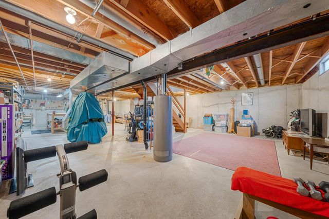 1734 S REBECCA LANE, Appleton, WI 54915