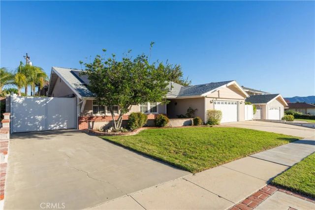 2736 Wanda, Simi Valley, CA 93065