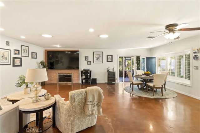 2736 Wanda, Simi Valley, CA 93065