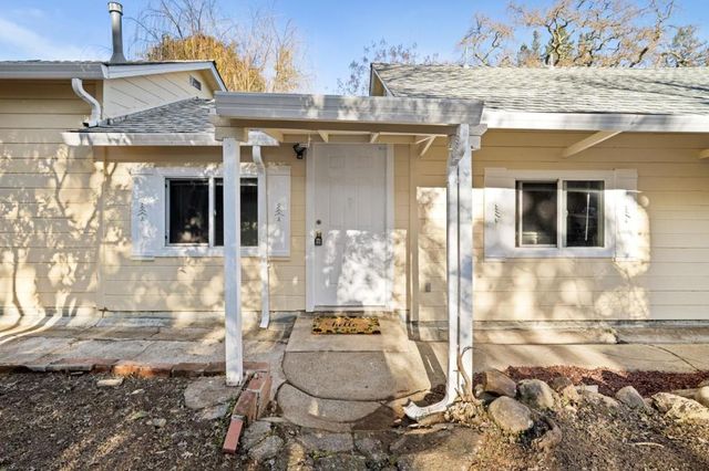 2066 Sterling Avenue, Menlo Park, CA 94025