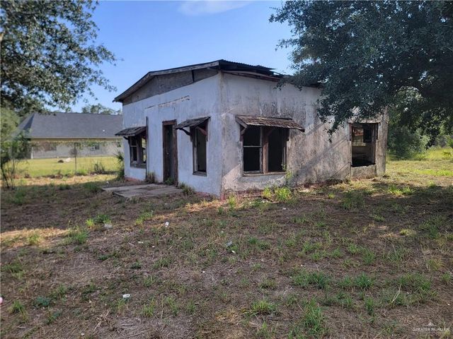 110 S Hill Street, Edcouch, TX 78538
